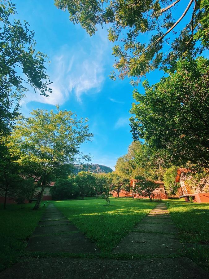 Chales Da Estrada Velha チラデンテス エクステリア 写真